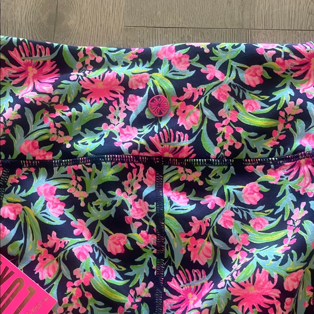 Lilly Pulitzer Pink and Green Floral Leggings XS NEW - Picture 5 of 9